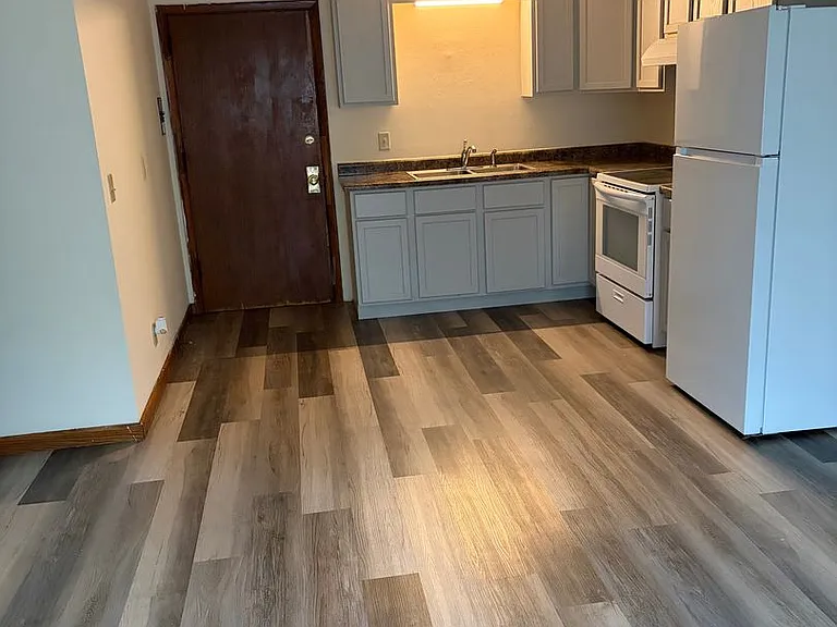 711 Rice St #1-8 — Photo 1