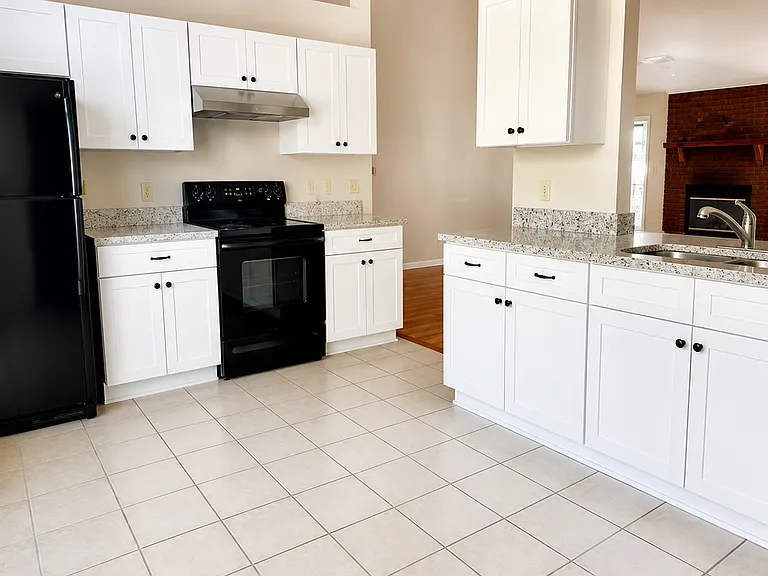 1163 Green Hill Trce — Photo 4