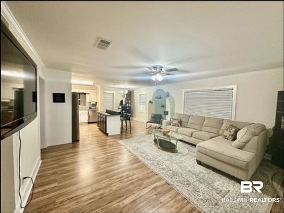 2nd image of 404 W Orange Ave