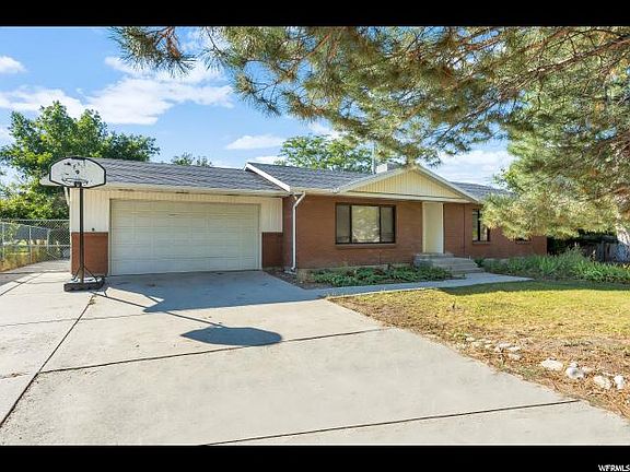 3rd image of 4478 S Hawarden Dr