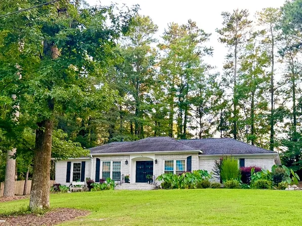 510 Willow Rd, Peachtree City, GA 30269