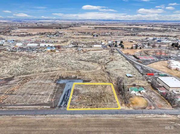 1824 E 1800 S, Gooding, ID 83330
