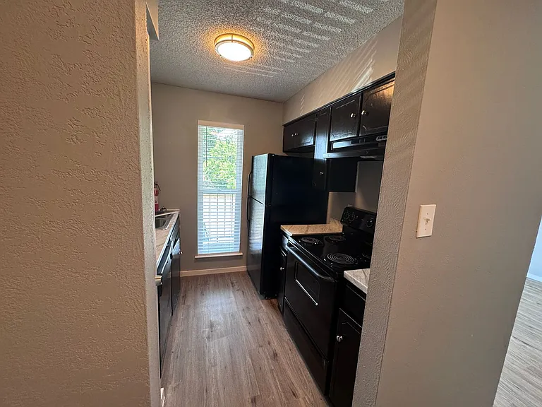 309 E Dean Ave #2 — Photo 7