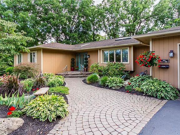 5th image of 20 Creekside Dr