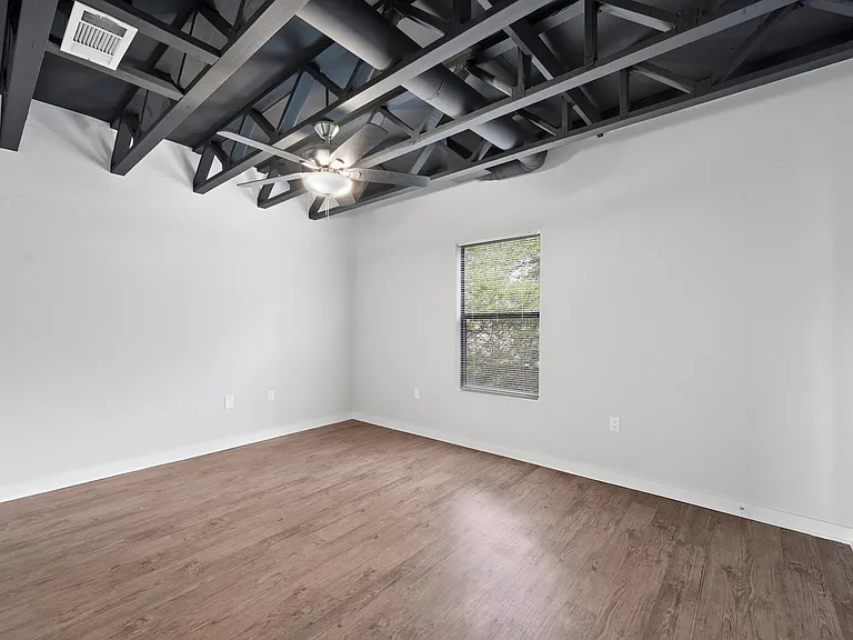 510 Daughtrey Ave #A205 — Photo 8