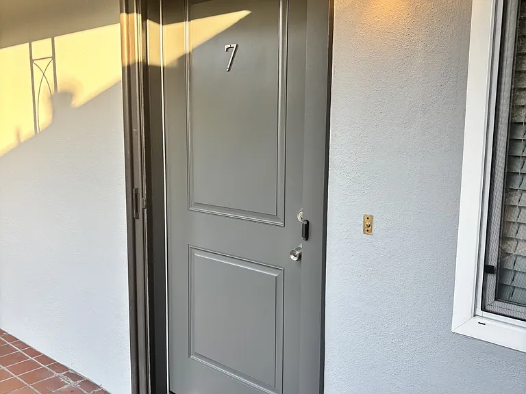 523 Poplar Ave #7 — Photo 18