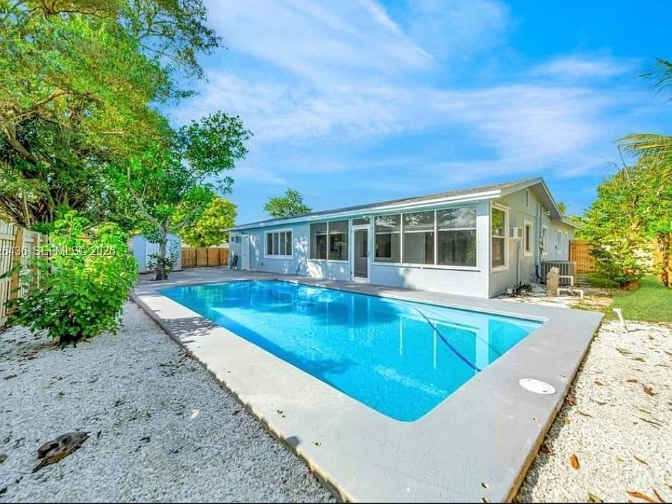 1st image of 6812 Rio Pinar #1
