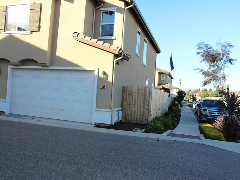 1965 Celebration Ave — Photo 14