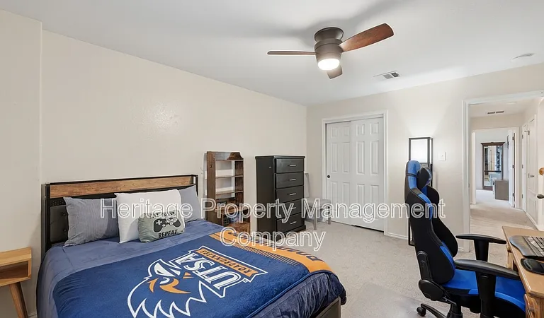 2909 Ashwood Rd — Photo 34