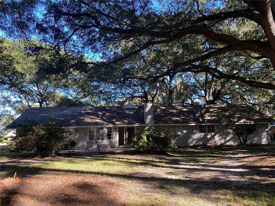 2nd image of 962 N Beachview Dr