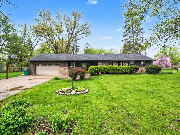 216 Aveline St, Ypsilanti, MI 48197