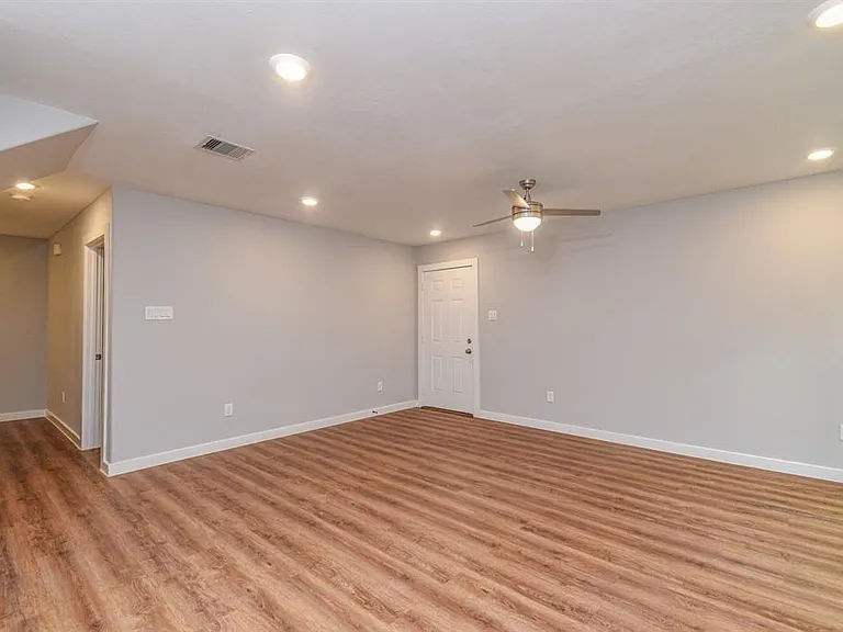 6008 Wedgefield St #A — Photo 2