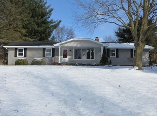 6515 Loretta St NE, Hartville, OH 44632