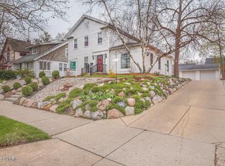 18 Lowell Ave NE, Grand Rapids, MI 49503