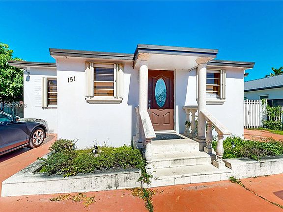 4th image of 151 W 44th St