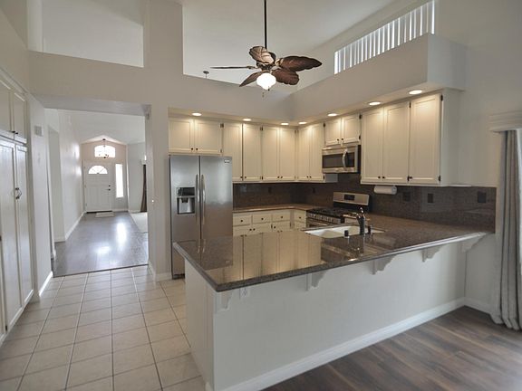 2nd image of 34990 Hollyoak Way