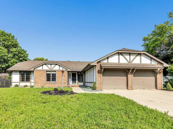 710 Eau Pleine Ct, De Pere, WI 54115