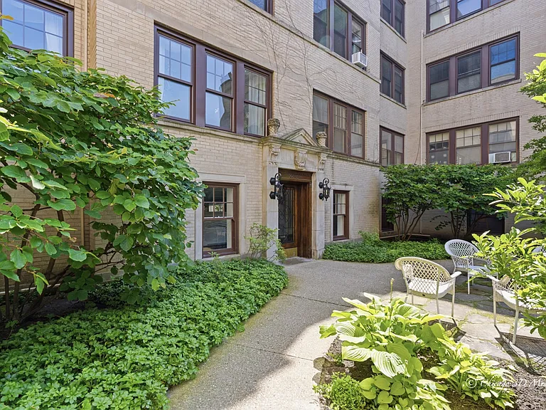 906 Greenwood St #2E — Photo 20