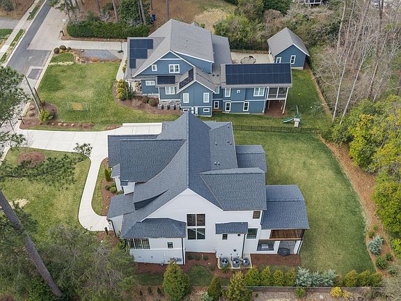 4th image of 812 Manchester Dr