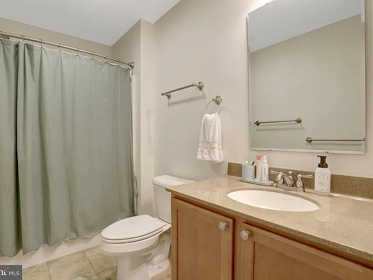 2862 Rosemary Ln — Photo 30