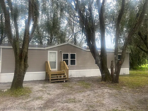 1910 Stansfield Ave, Wauchula, FL 33873