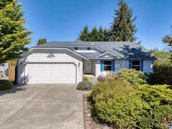 852 E Cedar St, Sequim, WA 98382