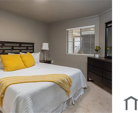 2 bed, 900 sqft, $1,332 — Photo 3