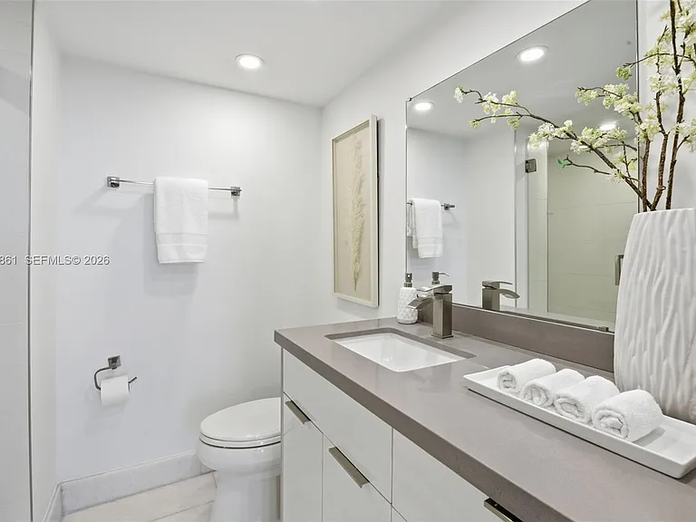 1180 S Ocean Blvd #12F — Photo 24