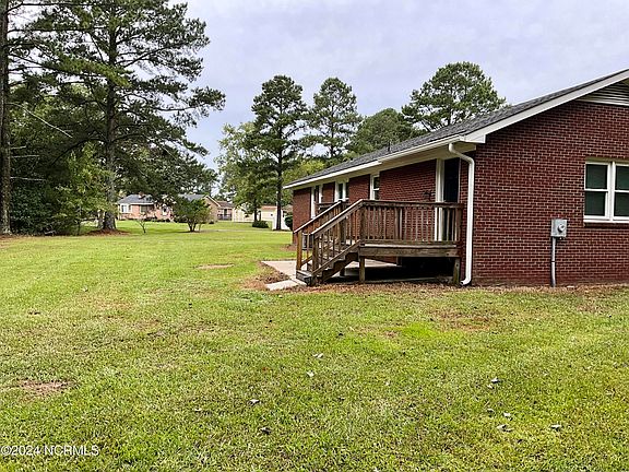 2nd image of 634 Circle Drive