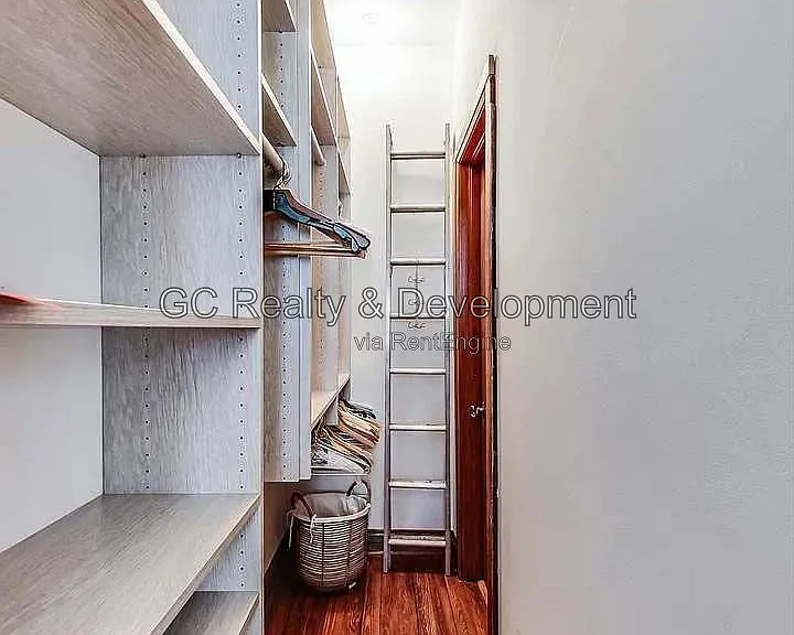 4936 S Saint Lawrence Ave — Photo 9