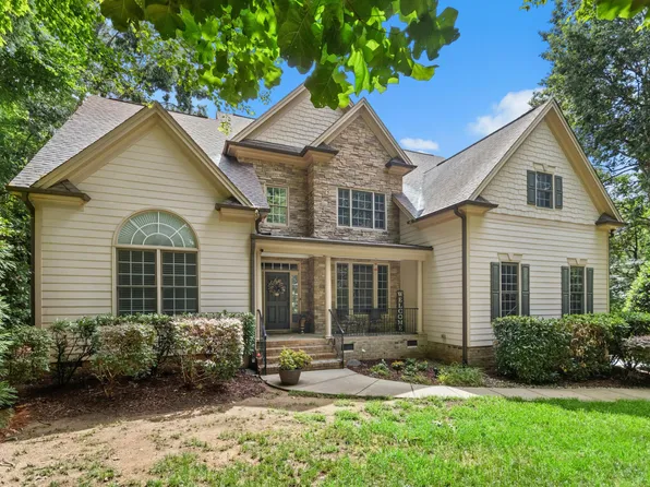 8004 Knebford Cir, Wake Forest, NC 27587