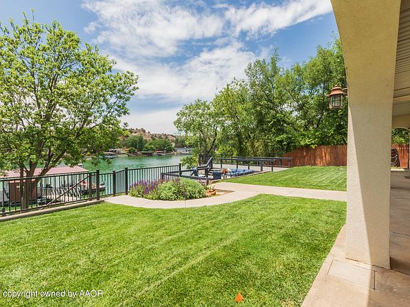 2nd image of 312 N Shore Dr