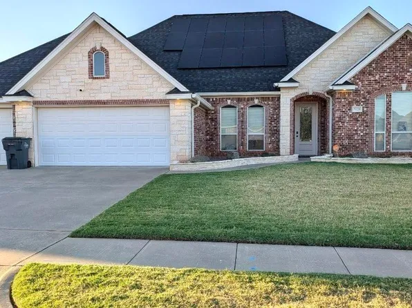 5128 Cathedral Ln, Wichita Falls, TX 76310