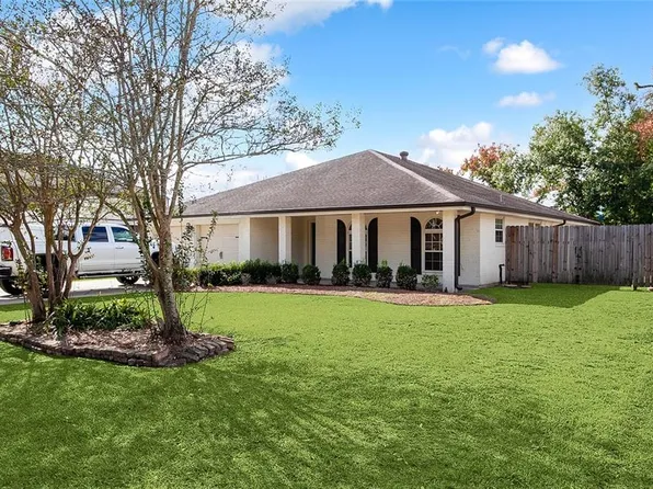 106 Beta St, Belle Chasse, LA 70037