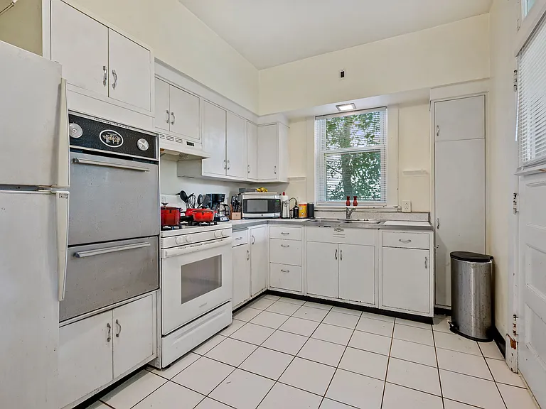 5878 Burchfield Ave #1 — Photo 10