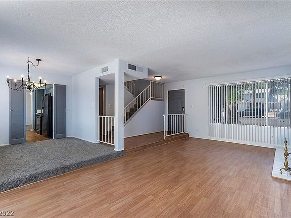 5th image of 2920 Carnelian St
