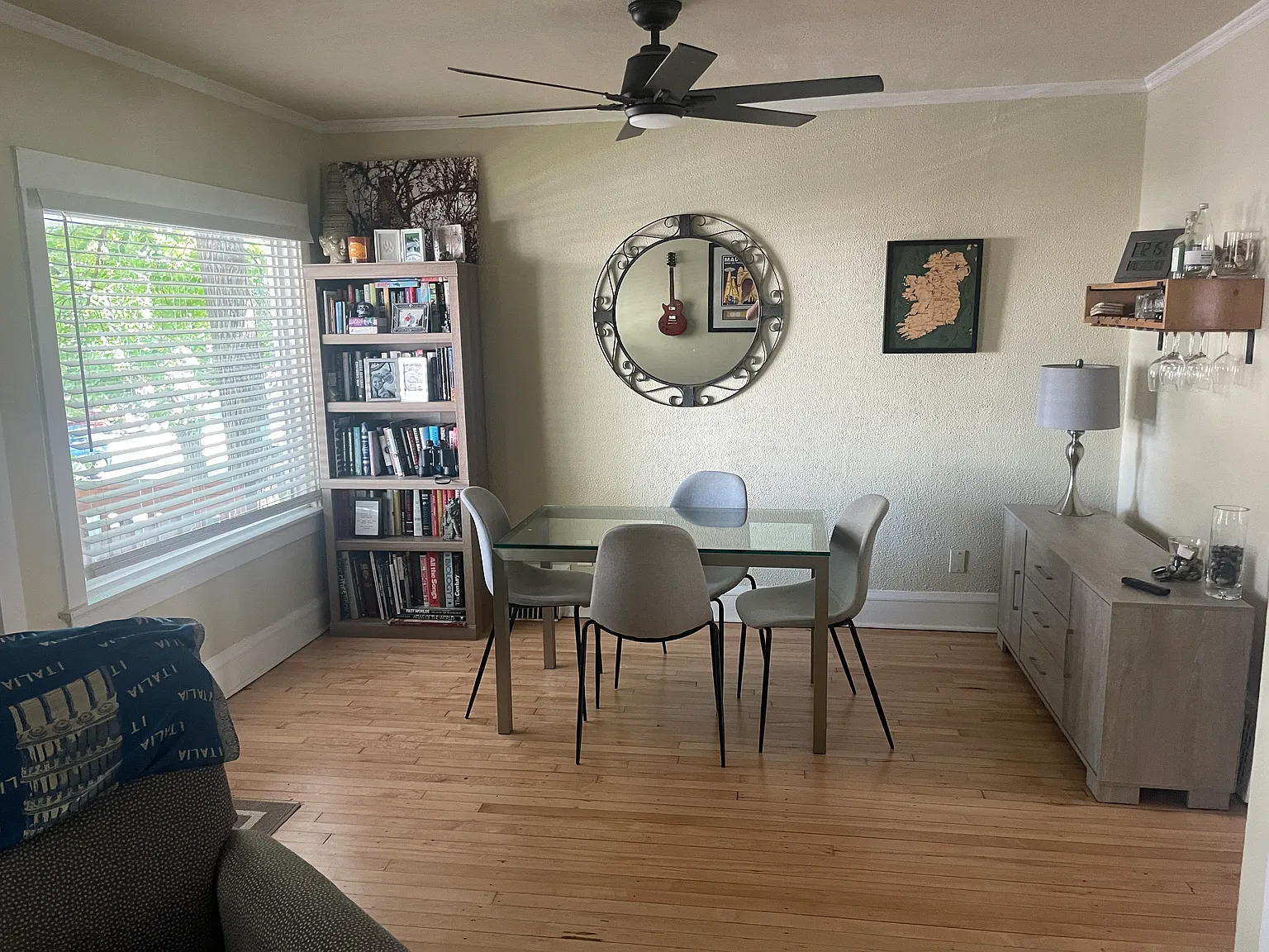 3 bed, 1017 sqft, $2,350 — Photo 4