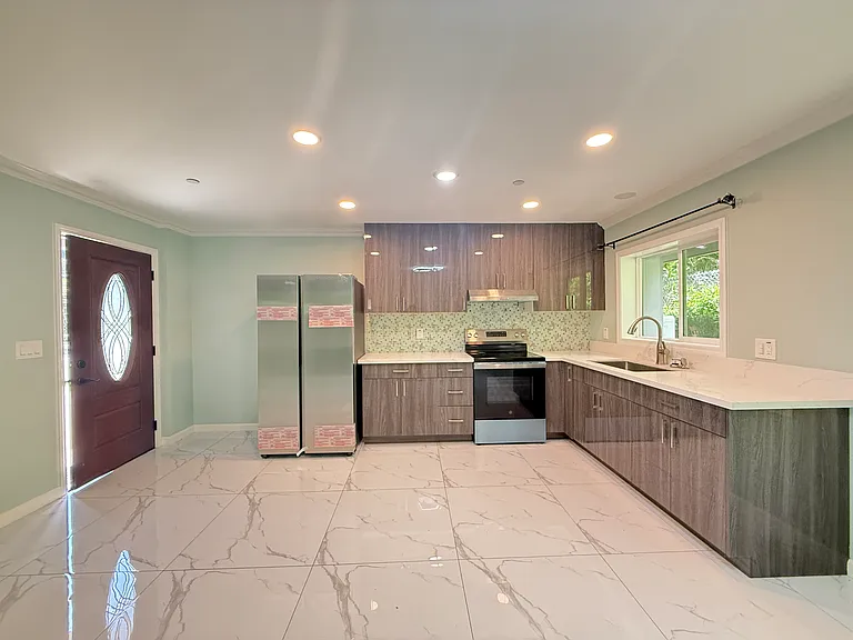 2763 Booth Rd — Photo 3