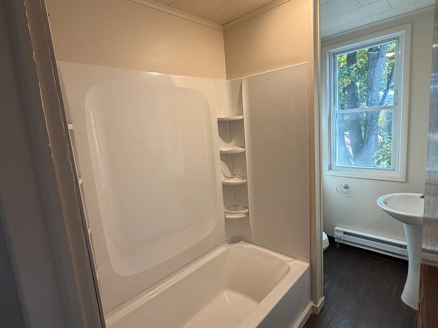 1 bed, 1100 sqft, $850 — Photo 3