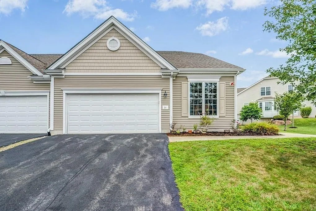 84 Buttercup Ln — Photo 4