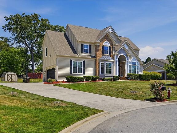 3rd image of 1406 Spring Tree Ct