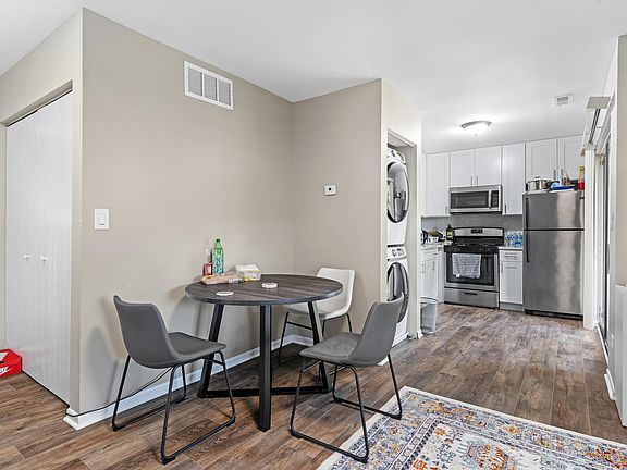 4th image of 21 N Park Blvd Unit G