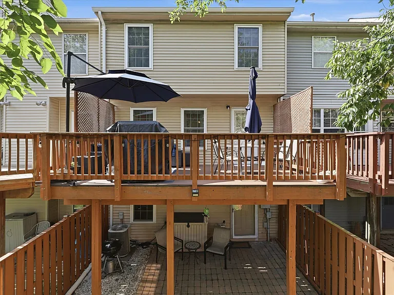 46645 Brownwood Sq — Photo 30