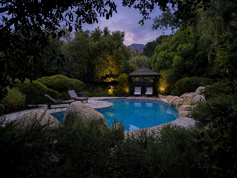 Carne Rd — Photo 2