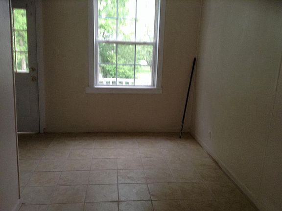 2nd image of 204 Erwin St