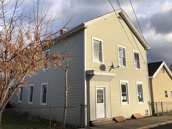 3rd image of 130 Lancaster St