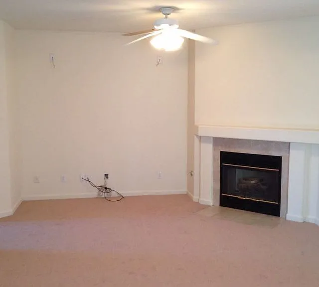 3134 W Lucich Dr — Photo 2