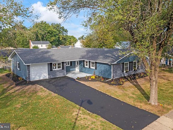 2nd image of 3 Gamewell Ln