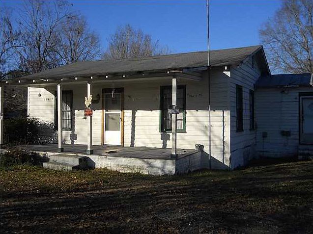 2nd image of 319 4th St