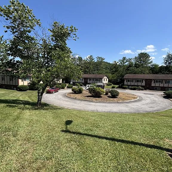 211 Dodge Dr — Photo 18